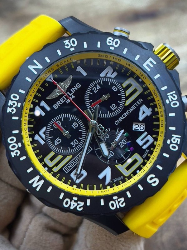 Часы Breitling