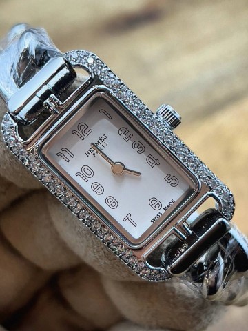 Часы Hermes