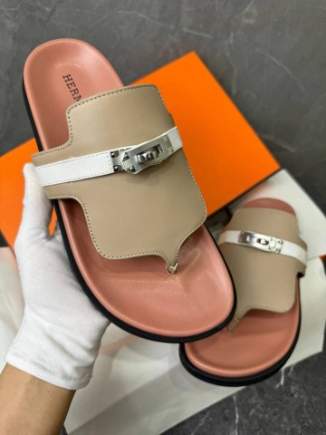 Шлепанцы Hermes