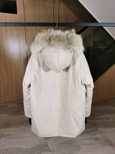 Пуховик Canada Goose