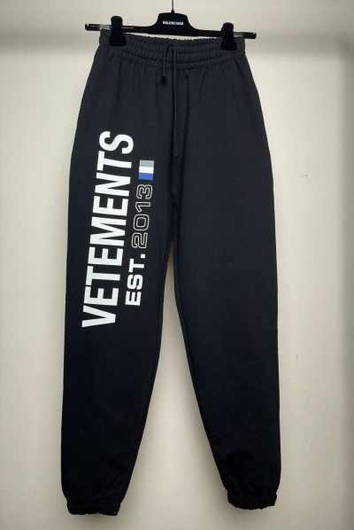 Спортивные штаны Vetements