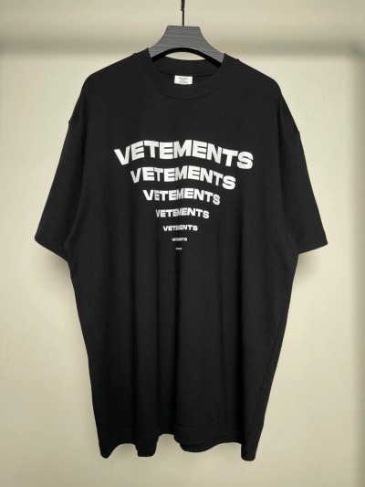 Футболка Vetements