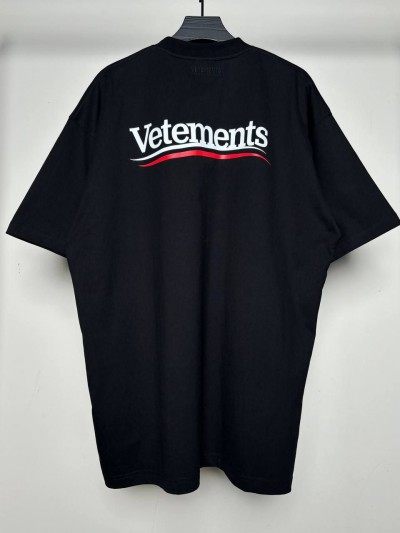 Футболка Vetements