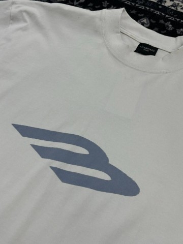 Футболка Balenciaga