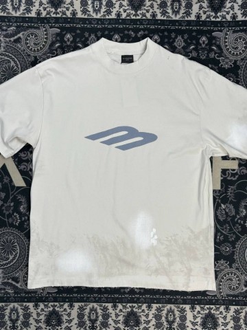 Футболка Balenciaga