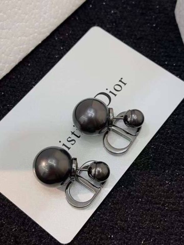Серьги Dior