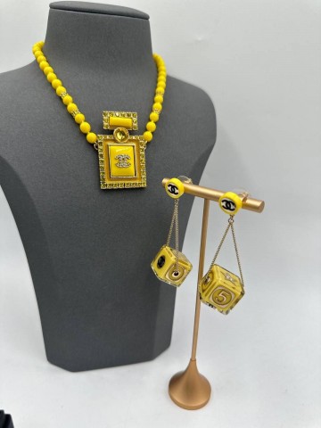 Серьги CHANEL