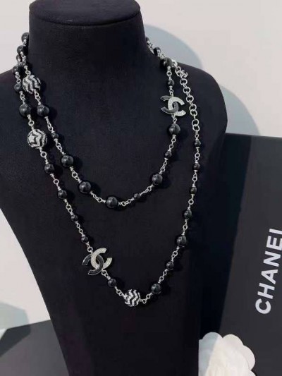 Бусы CHANEL