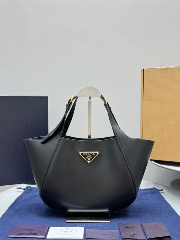Сумка Prada