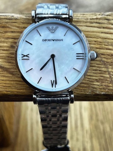 Часы Armani
