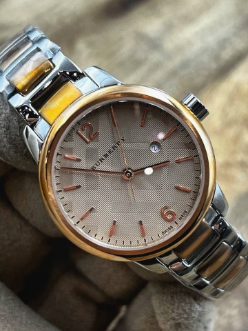 Часы Burberry