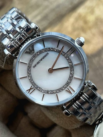 Часы Armani