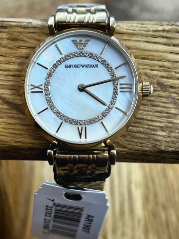 Часы Armani