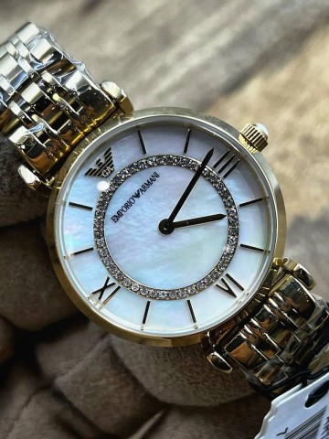 Часы Armani