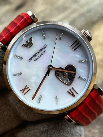 Часы Armani