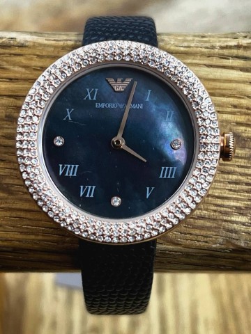 Часы Armani
