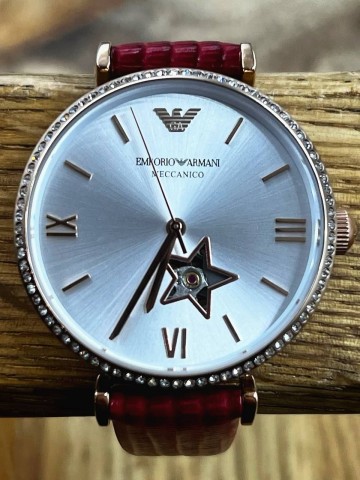 Часы Armani