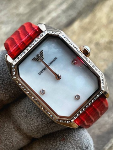 Часы Armani