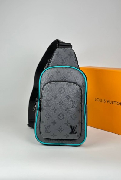 Сумка-слинг Louis Vuitton