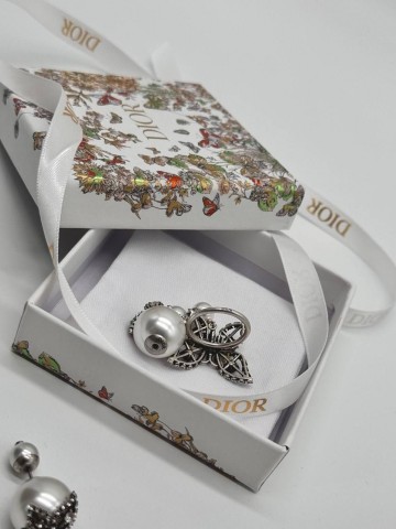 Серьги Dior