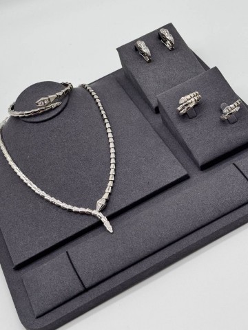 Колье Bvlgari