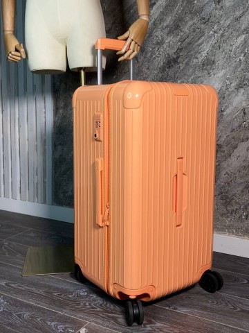Чемодан Rimowa