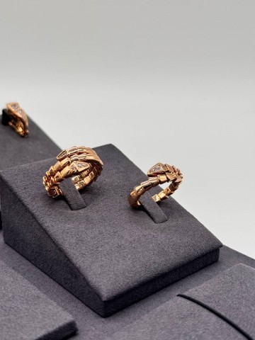 Кольцо Bvlgari 1 оборот