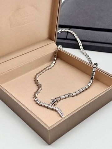 Колье Bvlgari