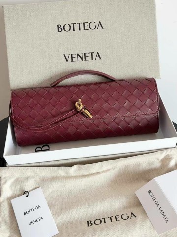 Клатч Bottega Veneta