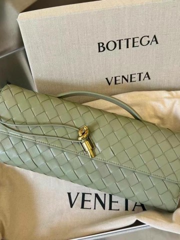 Клатч Bottega Veneta