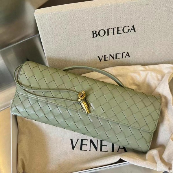 Клатч Bottega Veneta