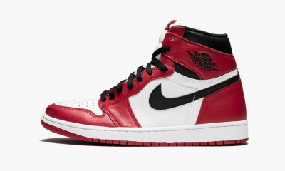 Air Jordan 1 Retro High Chicago