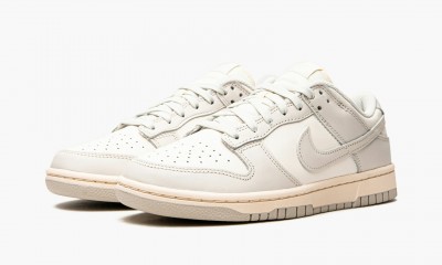 Nike Dunk Low Sail Light Bone (WMNS)