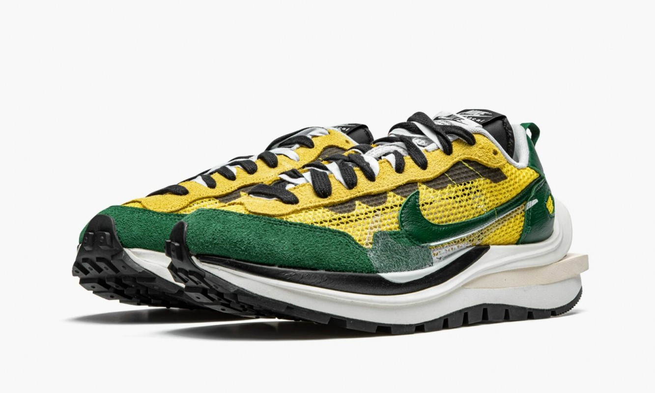 Nike VaporWaffle Sacai Tour Yellow Stadium Green