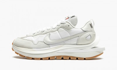 Nike VaporWaffle Sacai Sail Gum