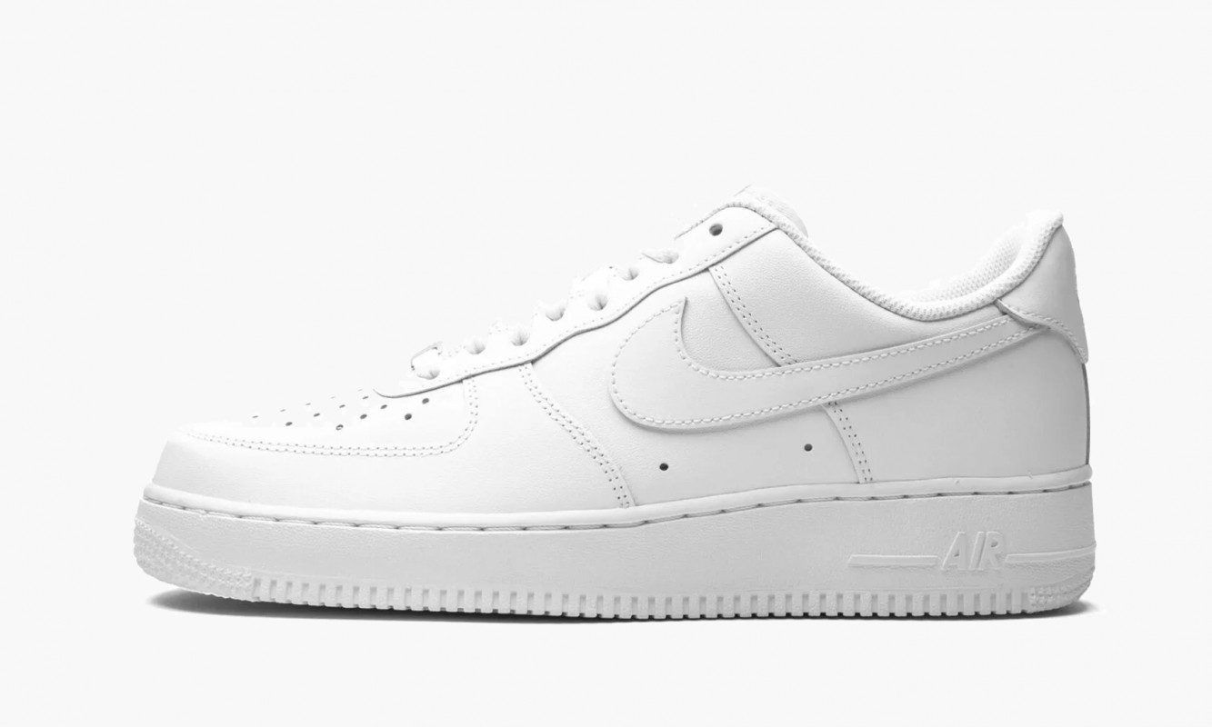 Nike Air Force 1 Low '07 White on White