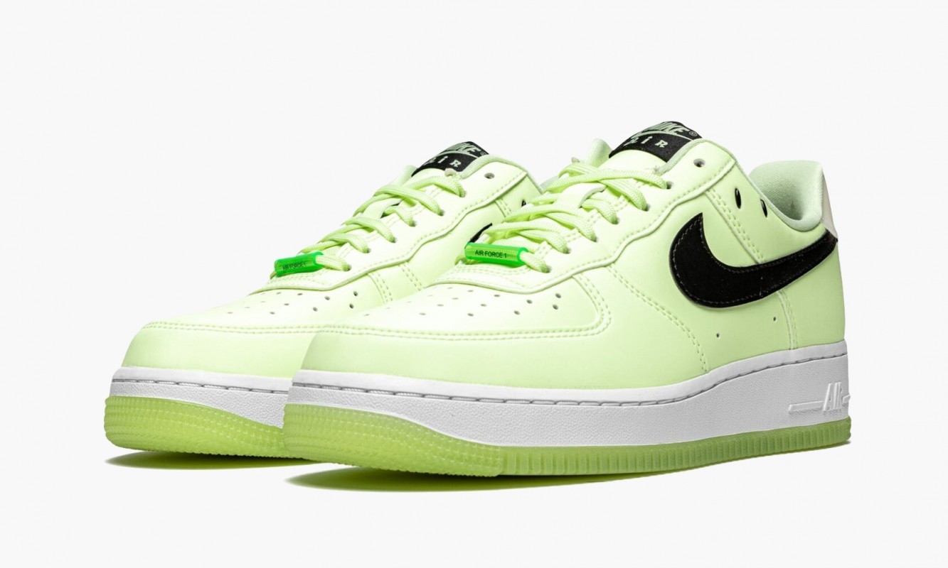 Nike Air Force 1 Low '07 LX (W) Glow in the Dark - Have a Nike Day