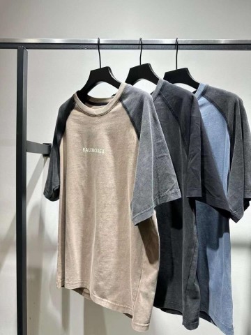Футболка Balenciaga