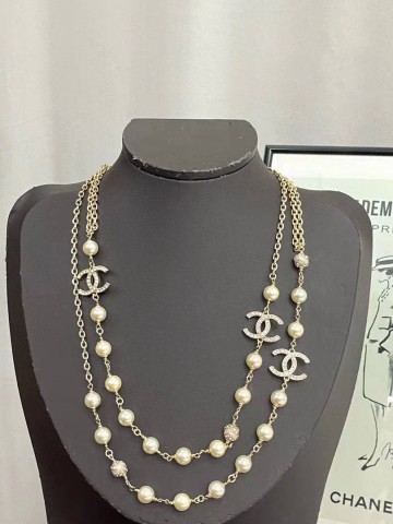 Колье CHANEL