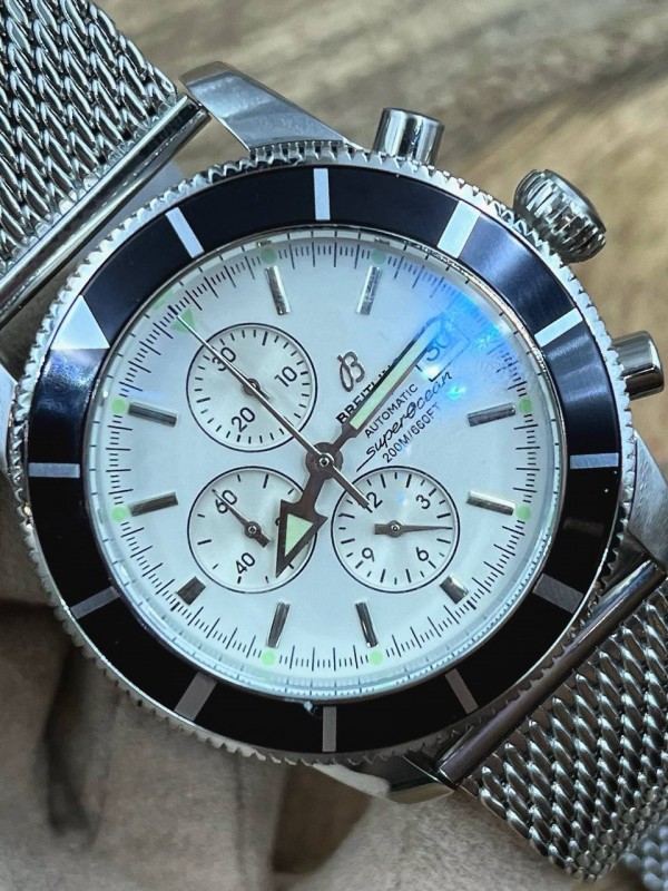 Часы Breitling