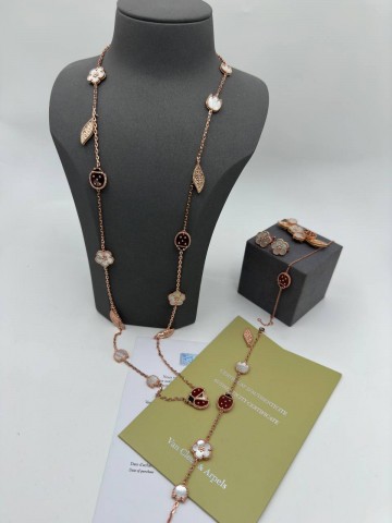 Бусы Van Cleef & Arpels
