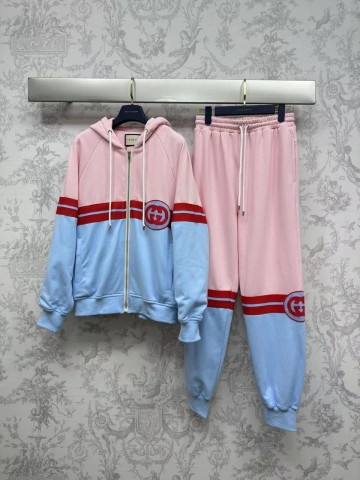 Костюм Gucci