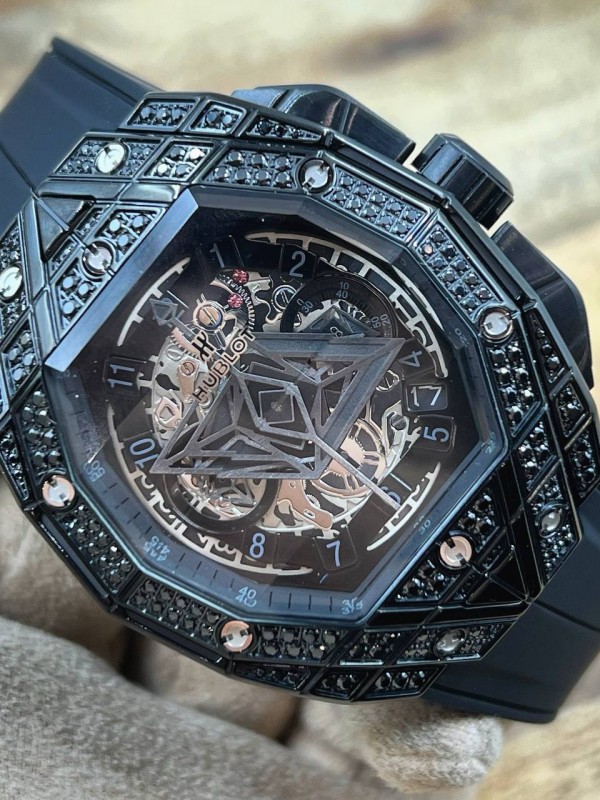 Часы Hublot