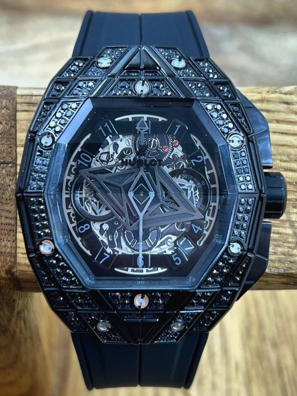 Часы Hublot