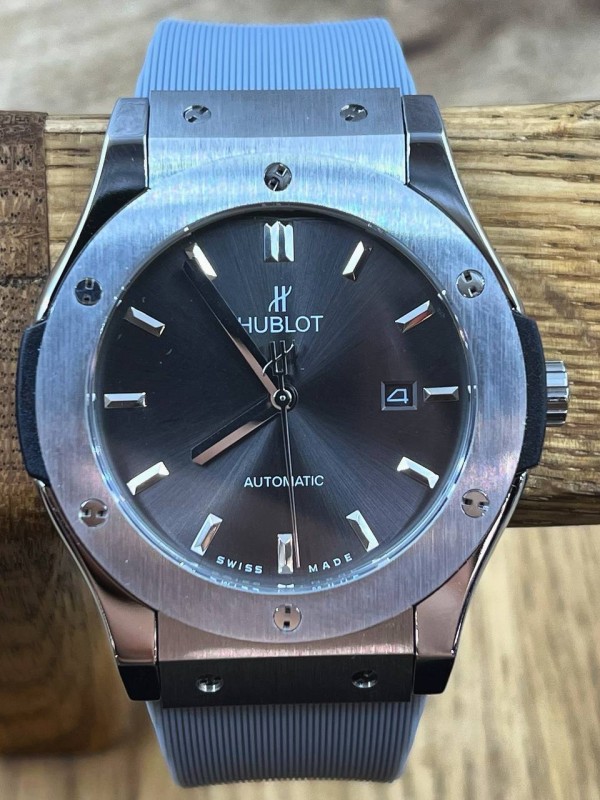 Часы Hublot