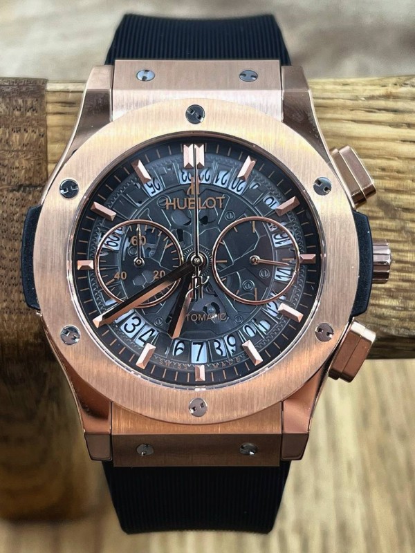 Часы Hublot