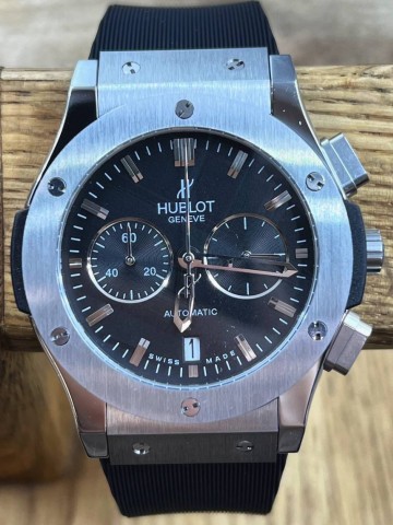 Часы Hublot