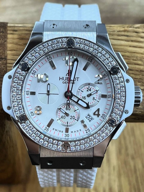 Часы Hublot