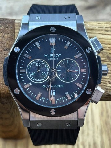 Часы Hublot