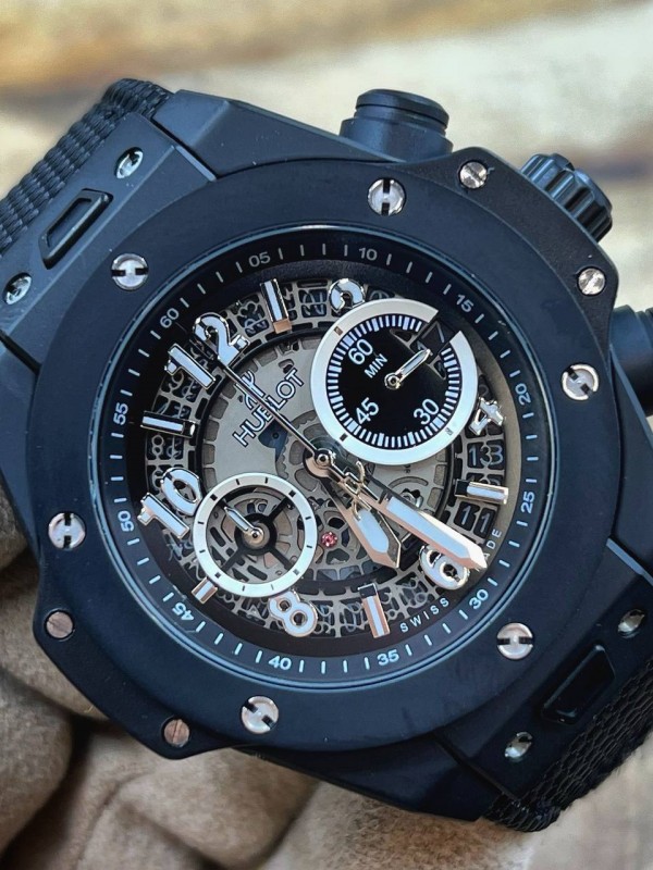 Часы Hublot